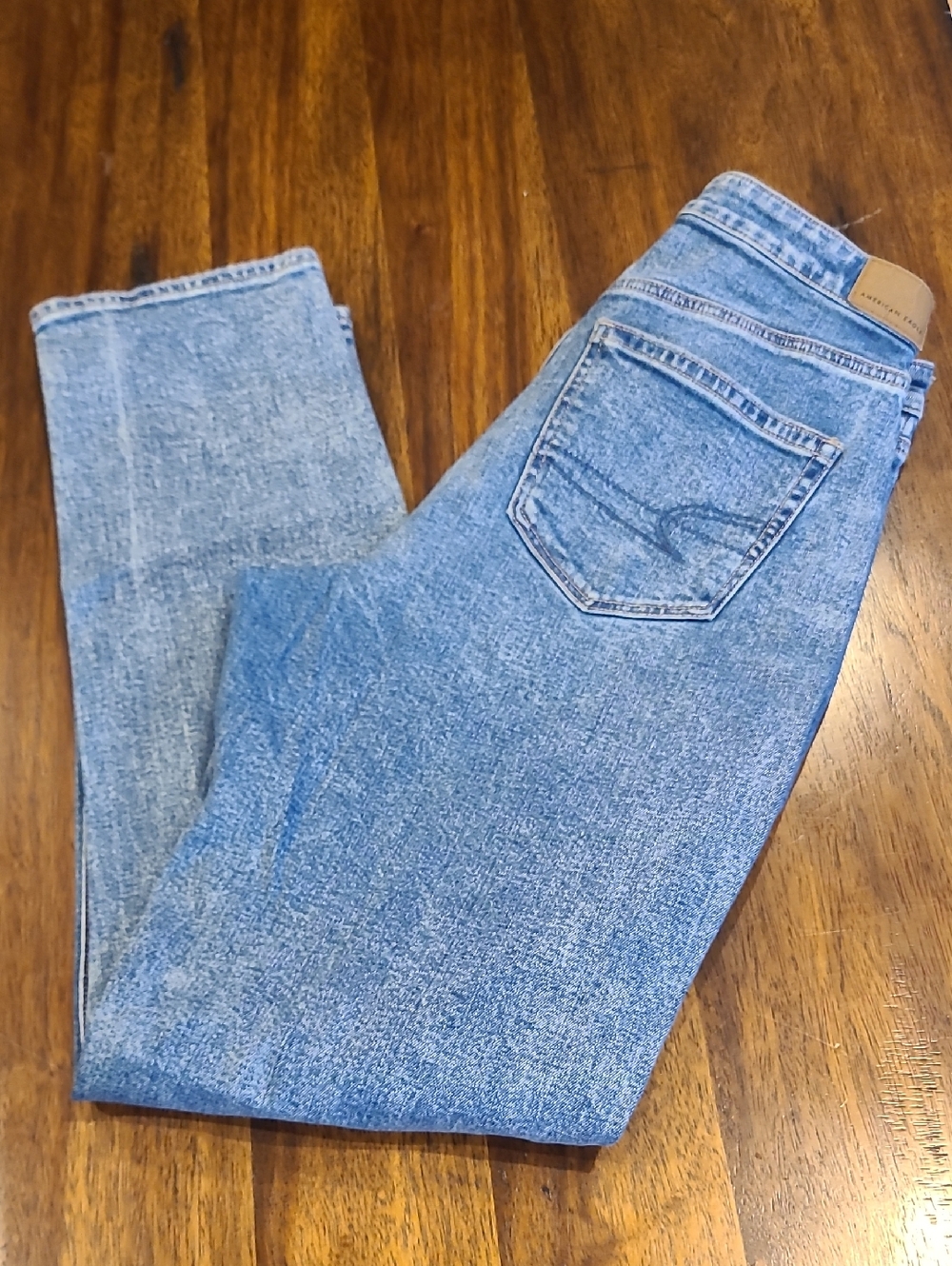 American Eagle Mom Jeans Distressed Ripped Knee High Rise Size 10 Extra Long